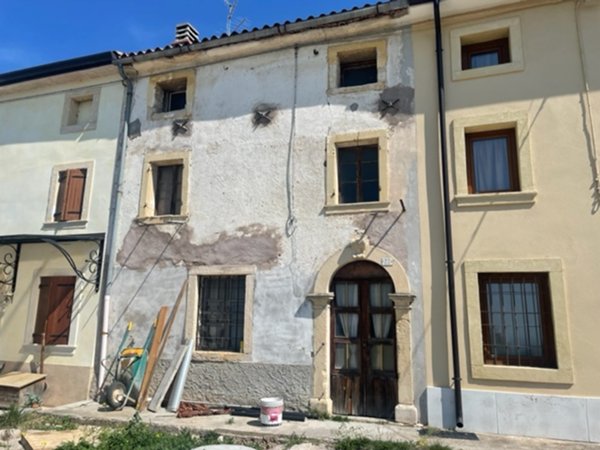 casale in vendita a Tregnago