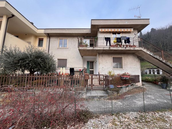 appartamento in vendita a Tregnago in zona Centro