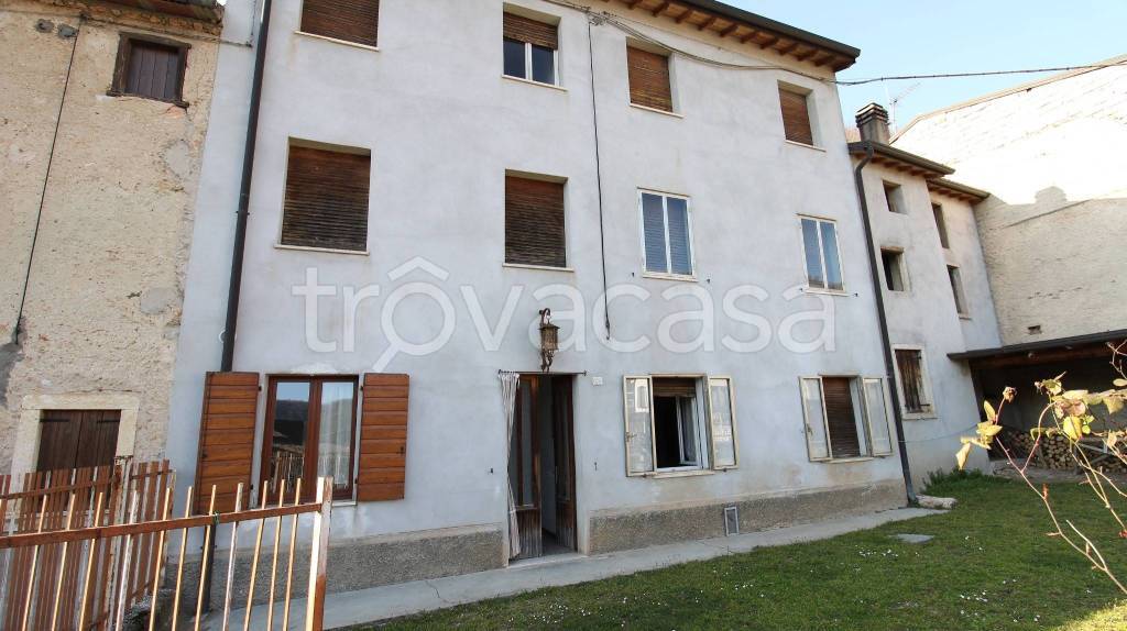 casa indipendente in vendita a Tregnago in zona Cogollo