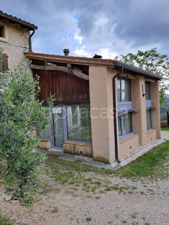 casa indipendente in vendita a Tregnago