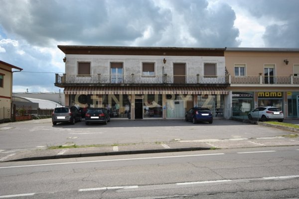 locale commerciale in vendita a Tregnago in zona Cogollo