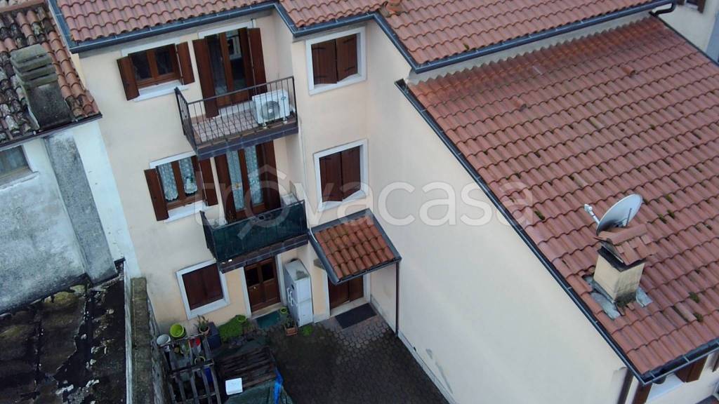 appartamento in vendita a Tregnago in zona Cogollo