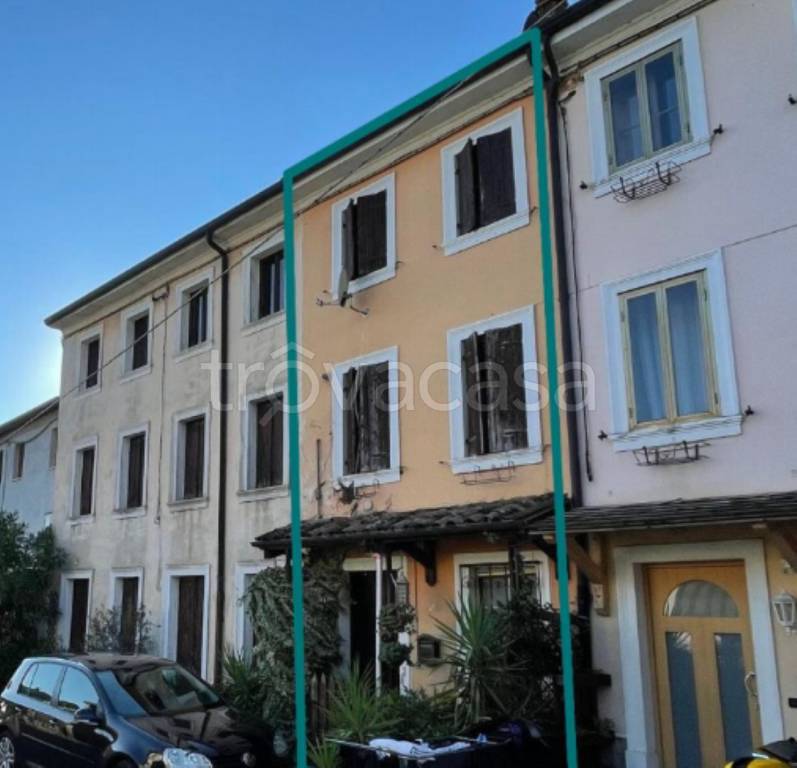 appartamento in vendita a Tregnago in zona Cogollo