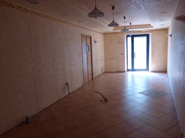 casa semindipendente in vendita a Tregnago