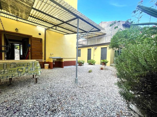 casa indipendente in vendita a Tregnago in zona Centro