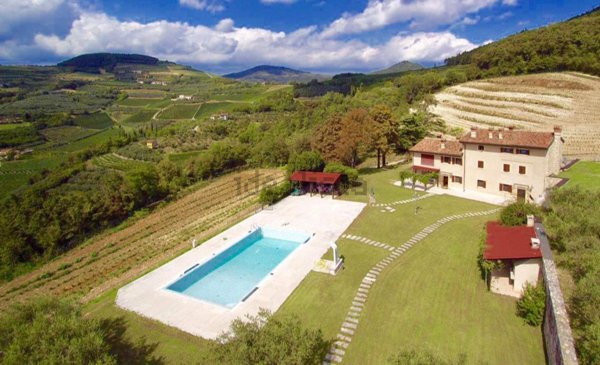 casa indipendente in vendita a Tregnago