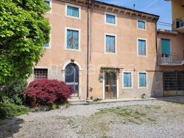 casa indipendente in vendita a Tregnago