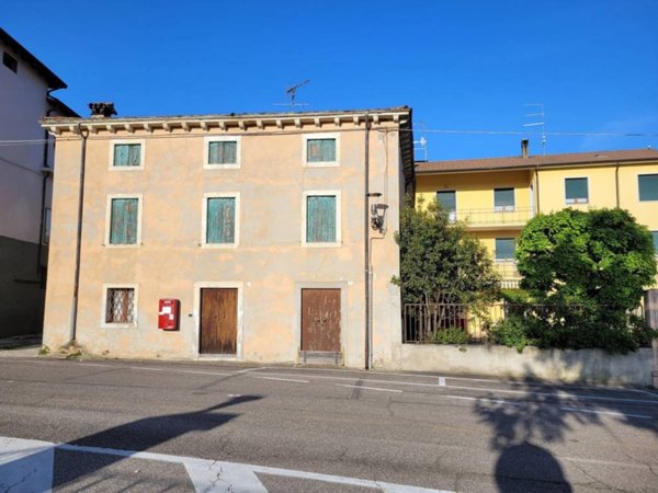 casa indipendente in vendita a Tregnago