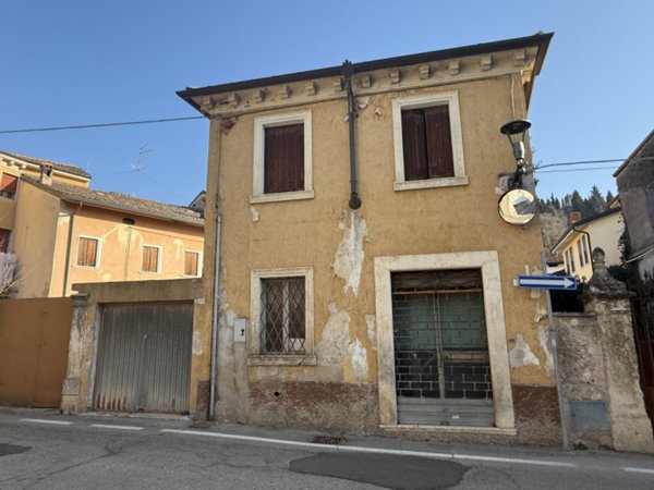 casa indipendente in vendita a Tregnago