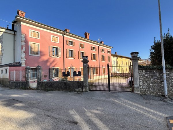 appartamento in vendita a Tregnago in zona Marcemigo