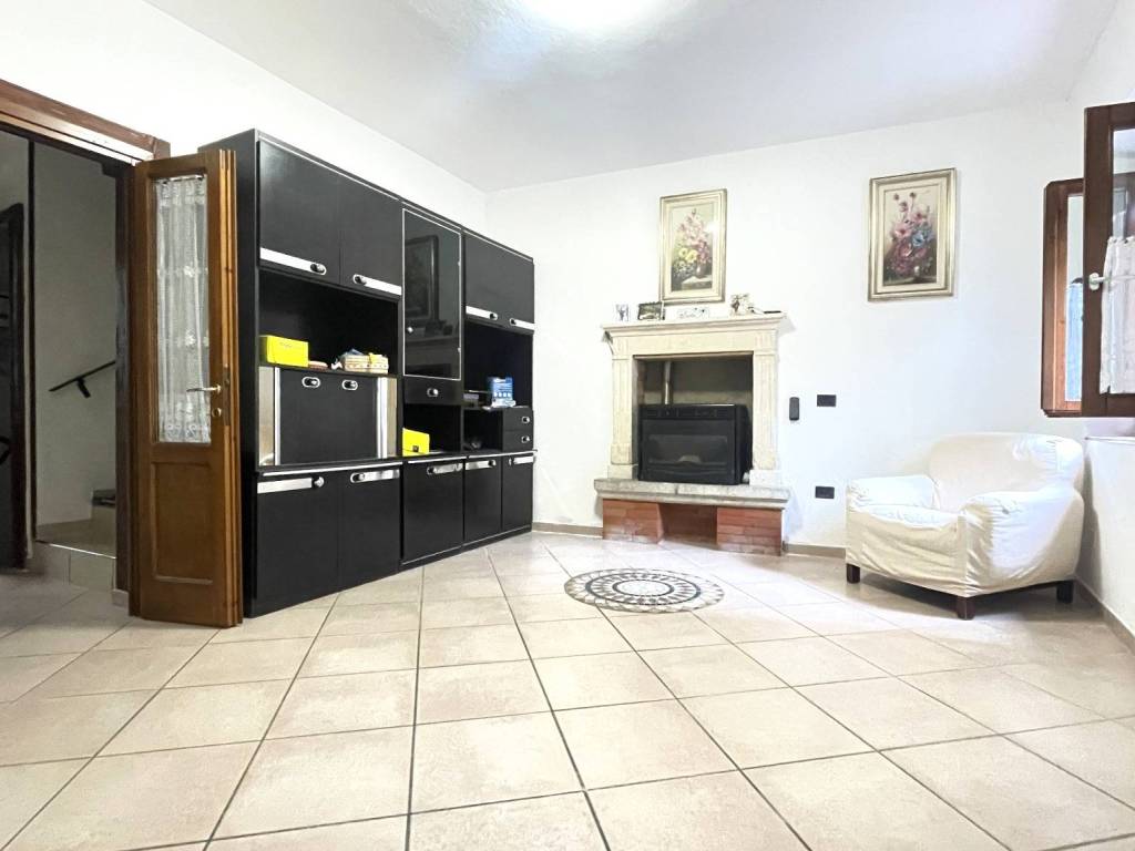 casa indipendente in vendita a Tregnago in zona Centro