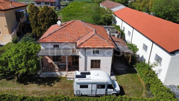 casa indipendente in vendita a Tregnago
