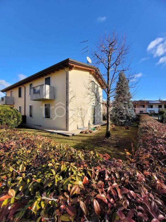 casa indipendente in vendita a Tregnago