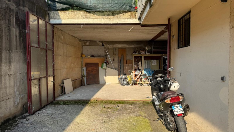 casa indipendente in vendita a Tregnago in zona Centro