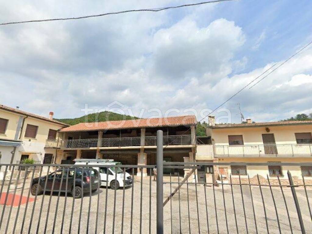 casa indipendente in vendita a Tregnago in zona Cogollo