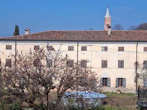 intera palazzina in vendita a Tregnago in zona Centro