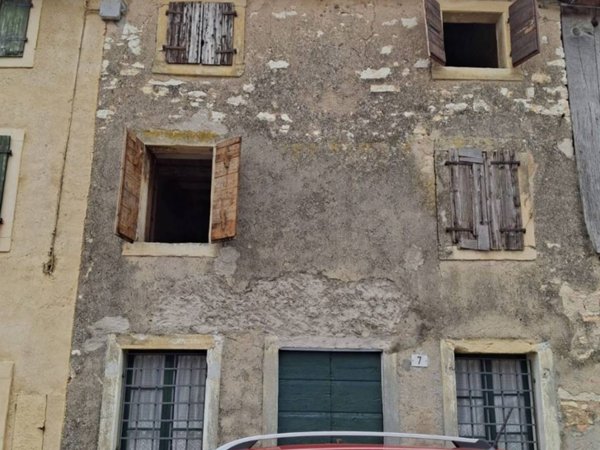 casa indipendente in vendita a Tregnago