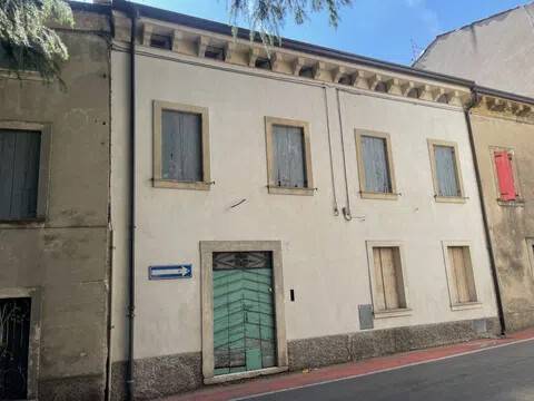 casa indipendente in vendita a Tregnago in zona Centro