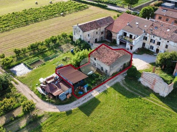 appartamento in vendita a Tregnago in zona Cogollo