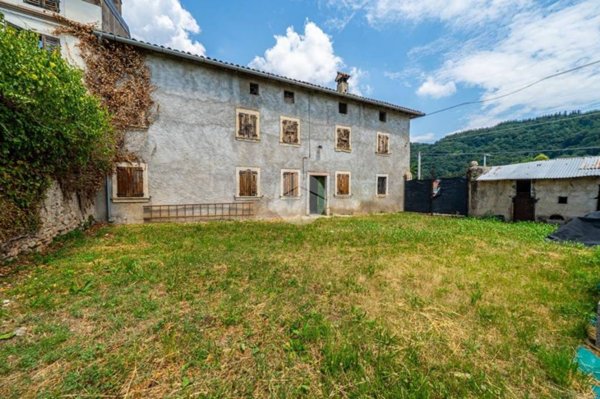 appartamento in vendita a Tregnago in zona Cogollo