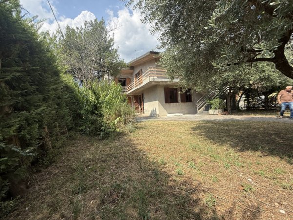 casa indipendente in vendita a Tregnago