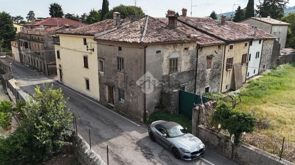 casa semindipendente in vendita a Tregnago