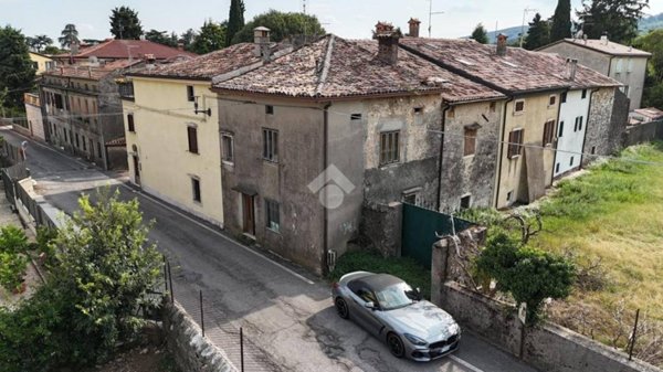 casa indipendente in vendita a Tregnago