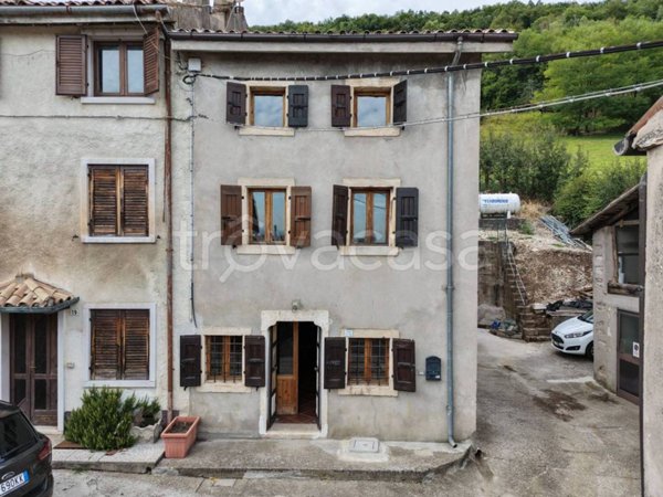 casa indipendente in vendita a Tregnago in zona Finetti