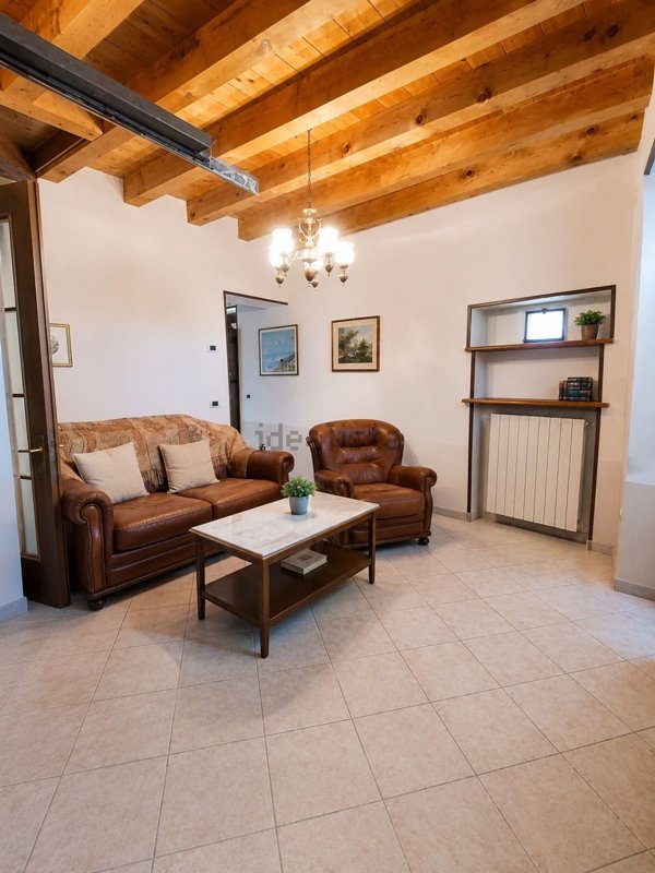 casa indipendente in vendita a Tregnago in zona Cogollo