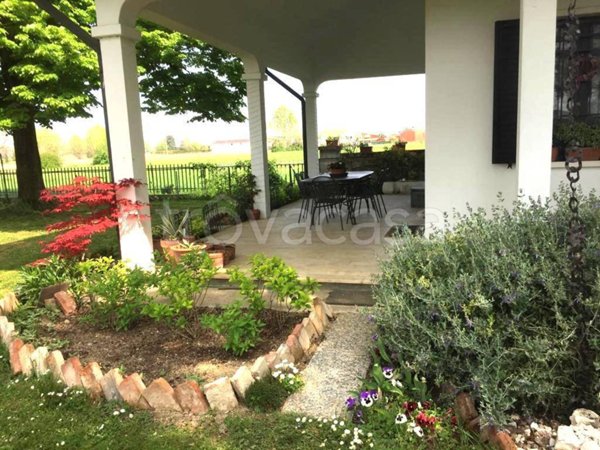 casa indipendente in vendita a Trevenzuolo