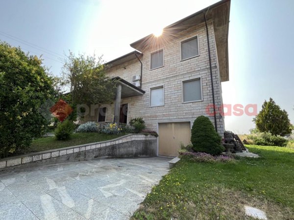 casa indipendente in vendita a Trevenzuolo in zona Roncolevà