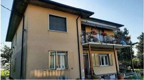 appartamento in vendita a Trevenzuolo in zona Roncolevà