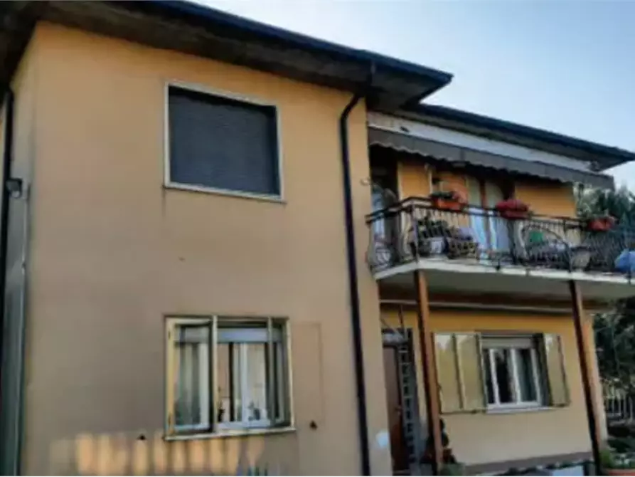 appartamento in vendita a Trevenzuolo in zona Roncolevà