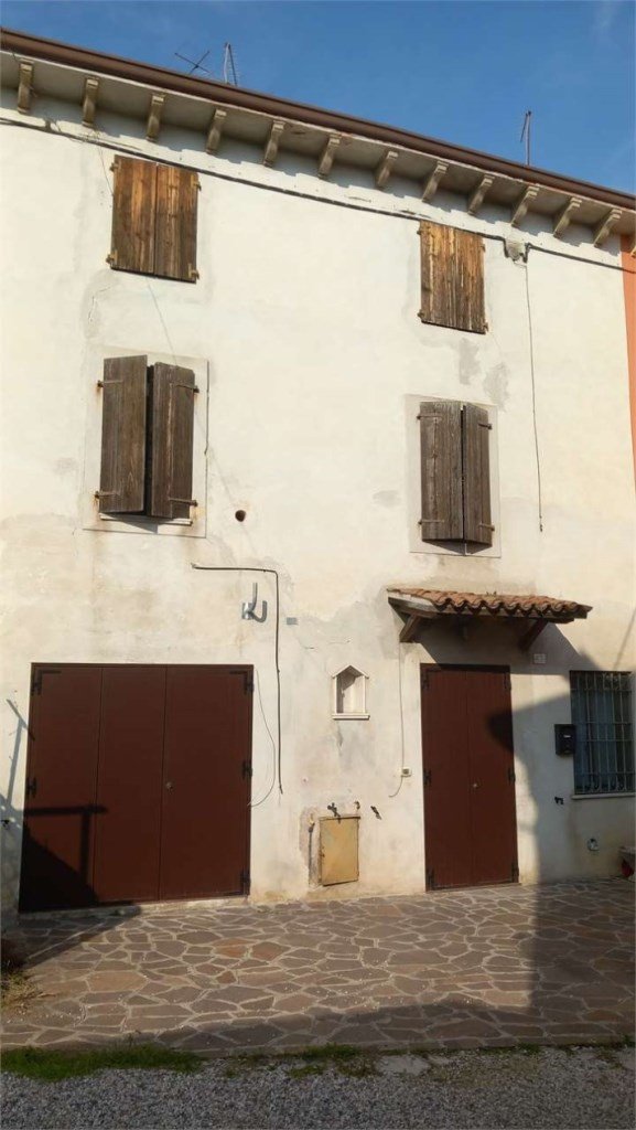casa semindipendente in vendita a Valeggio sul Mincio