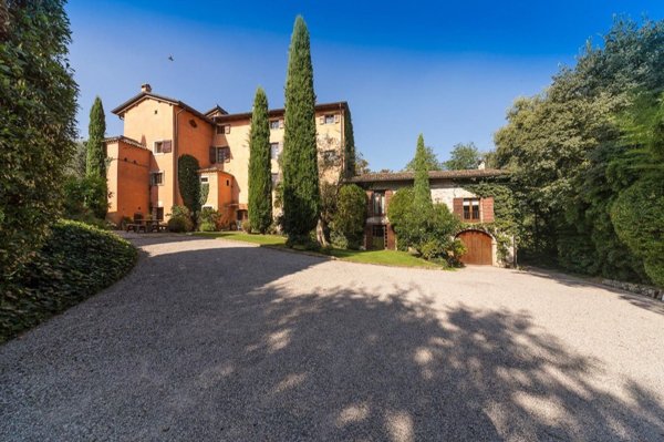 villa in vendita a Valeggio sul Mincio
