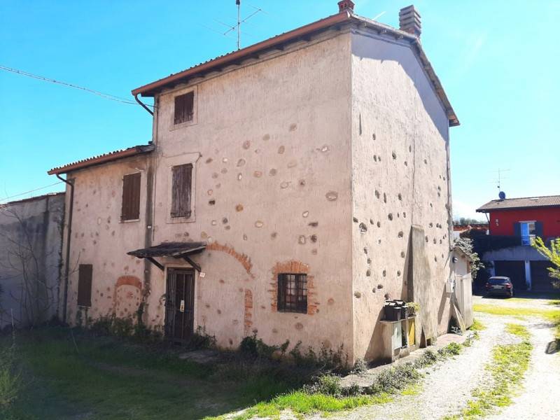casa indipendente in vendita a Valeggio sul Mincio