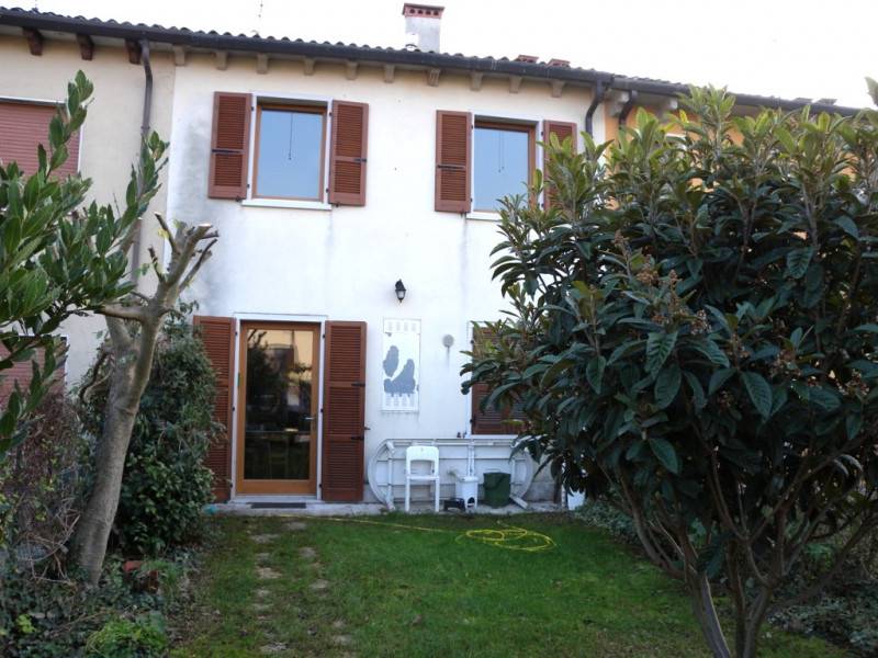 casa indipendente in vendita a Valeggio sul Mincio