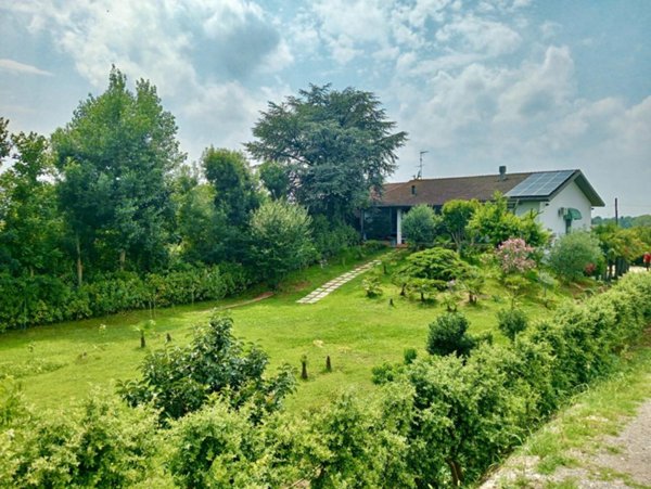 casa indipendente in vendita a Valeggio sul Mincio