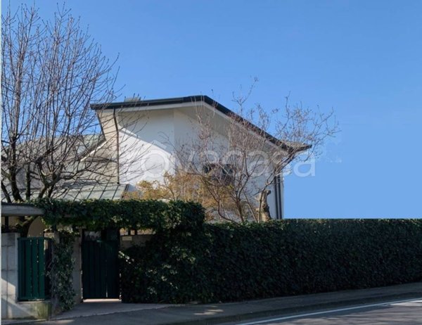 casa indipendente in vendita a Valeggio sul Mincio