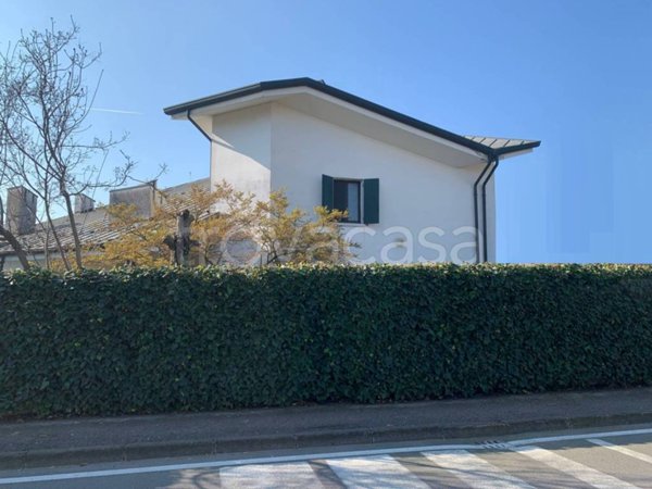 casa indipendente in vendita a Valeggio sul Mincio