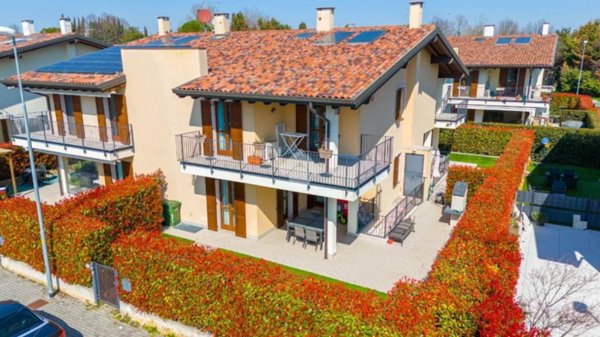 casa indipendente in vendita a Valeggio sul Mincio