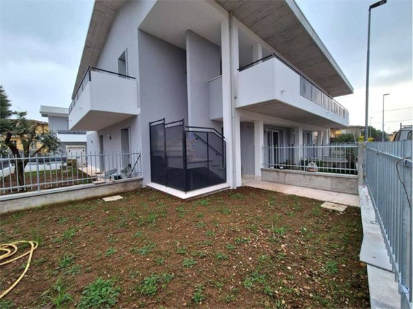 appartamento in vendita a Valeggio sul Mincio in zona Borghetto