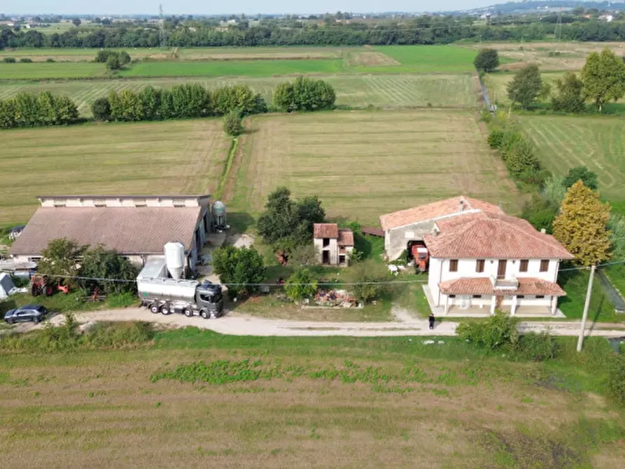 casa indipendente in vendita a Valeggio sul Mincio