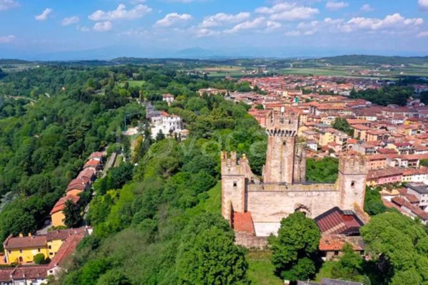 trivano in vendita a Valeggio sul Mincio