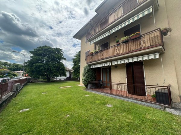 appartamento in vendita a Valeggio sul Mincio in zona Salionze