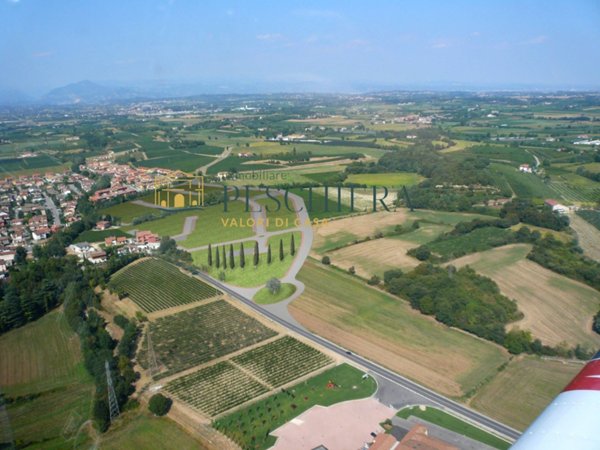 terreno edificabile in vendita a Valeggio sul Mincio in zona Salionze
