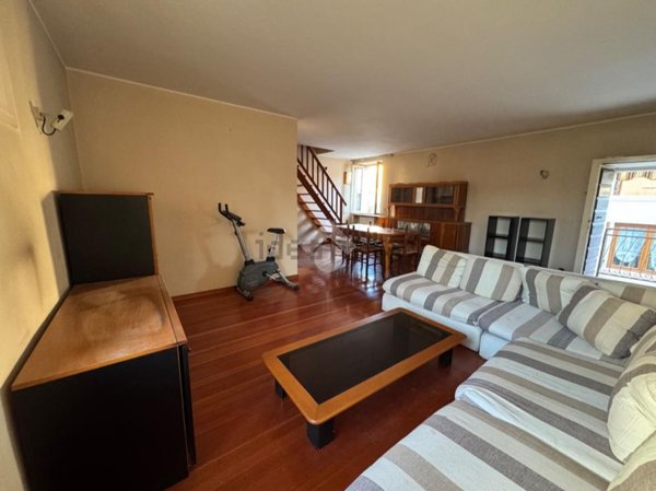 appartamento in vendita a Valeggio sul Mincio in zona Salionze