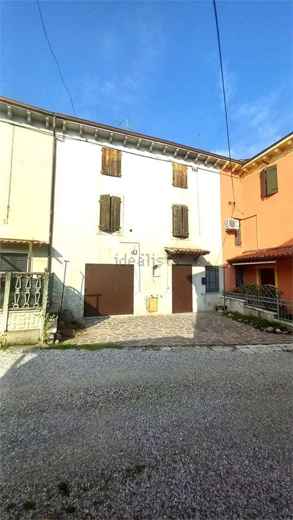 casa indipendente in vendita a Valeggio sul Mincio