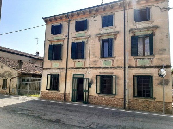 casa indipendente in vendita a Valeggio sul Mincio