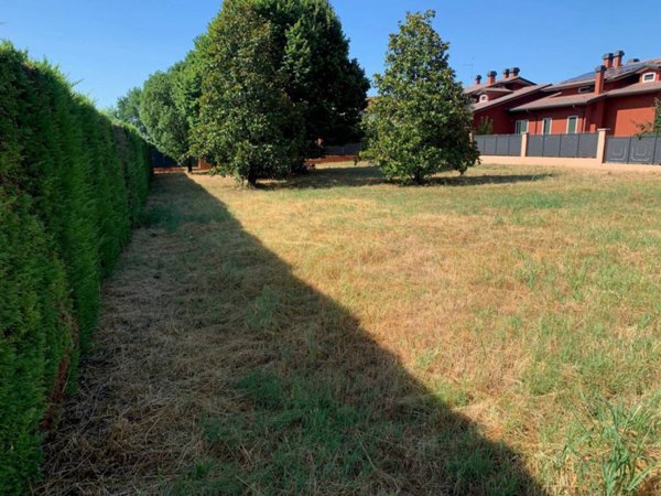 terreno edificabile in vendita a Valeggio sul Mincio